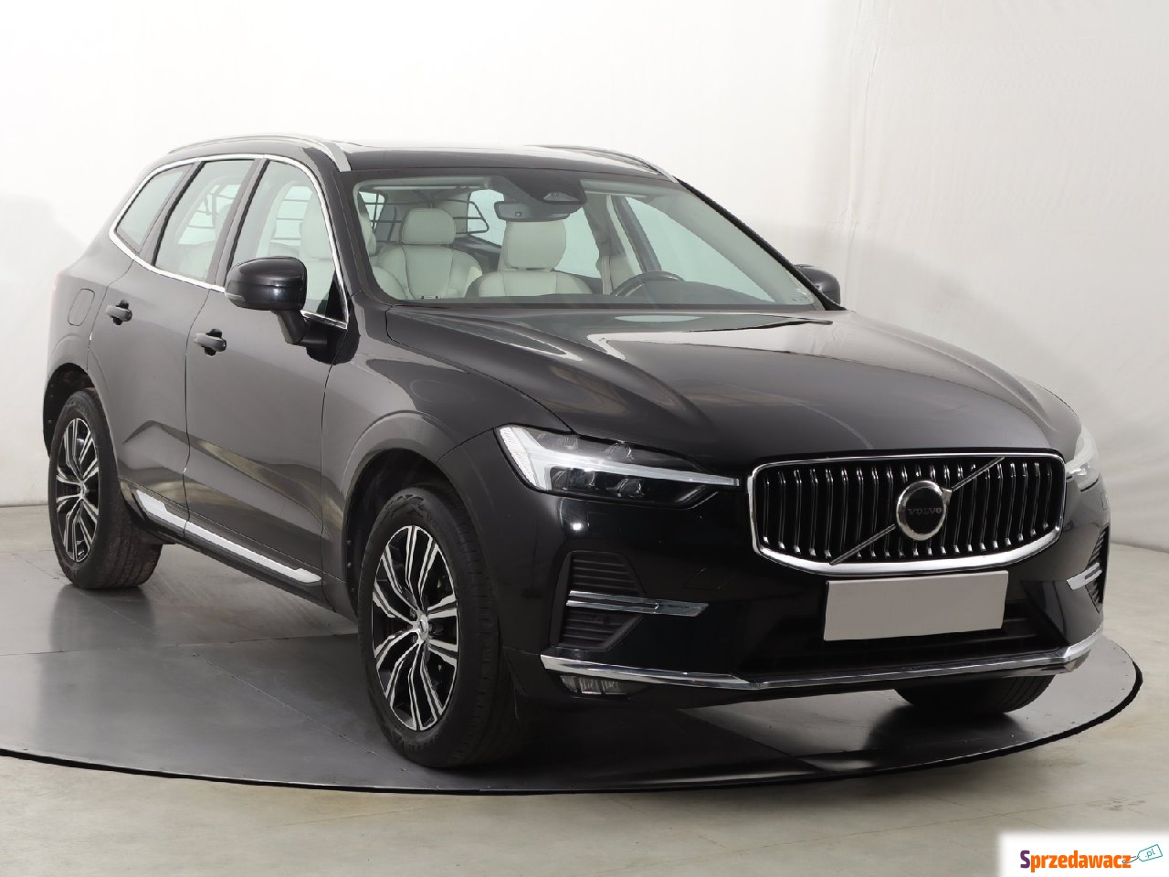 Volvo XC60 2022