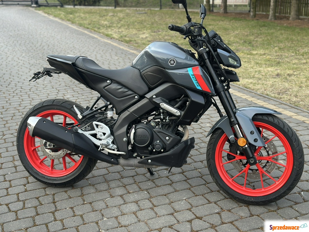 Yamaha MT - na kat B - LEDy -...
