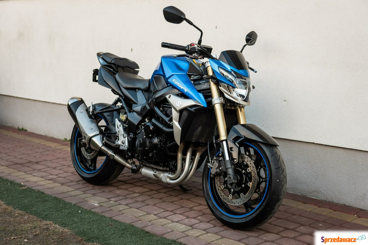 Suzuki GSR - 750 R 2012 Raty T...