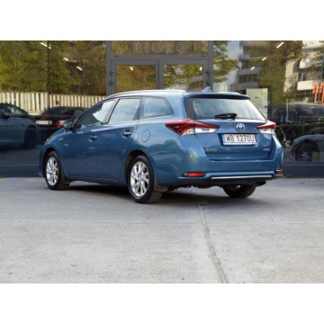 Toyota Auris  Kombi 2017,  1.8 hybryda, automat - Na sprzedaż za 34 899 zł - Warszawa - zdjęcie 4