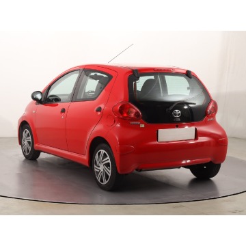 Toyota Aygo  Hatchback 2012,  1.0 benzyna - Na sprzedaż za 14 999 zł - Katowice - zdjęcie 5