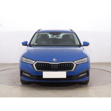 Skoda Octavia  Kombi 2022,  1.0 benzyna, automat - Na sprzedaż za 58 999 zł - Katowice - zdjęcie 2