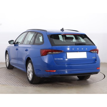 Skoda Octavia  Kombi 2022,  1.0 benzyna, automat - Na sprzedaż za 58 999 zł - Katowice - zdjęcie 5