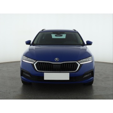 Skoda Octavia  Kombi 2021,  1.5 benzyna - Na sprzedaż za 59 999 zł - Piaseczno - zdjęcie 2