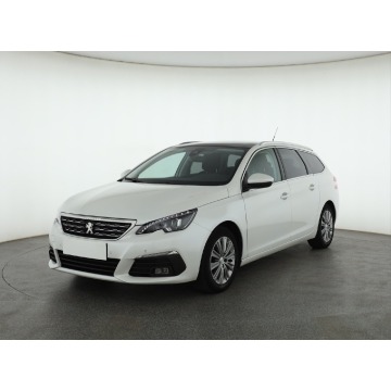 Peugeot 308  Kombi 2019,  1.2 benzyna, automat - Na sprzedaż za 29 999 zł - Piaseczno - zdjęcie 3
