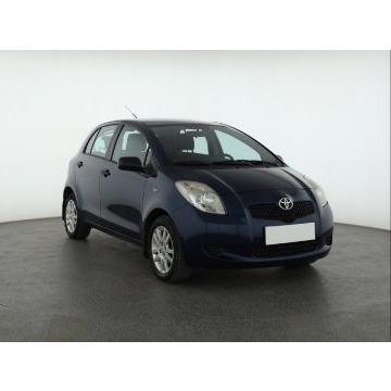 Toyota Yaris  Hatchback 2008,  1.3 benzyna - Na sprzedaż za 7 999,00 zł - Piaseczno - zdjęcie 1