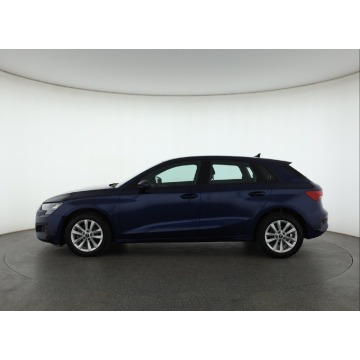Audi A3  Hatchback 2023,  2.0 diesel, automat - Na sprzedaż za 84 999 zł - Piaseczno - zdjęcie 4