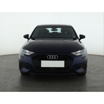 Audi A3  Hatchback 2023,  2.0 diesel, automat - Na sprzedaż za 84 999 zł - Piaseczno - zdjęcie 2