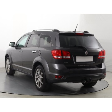Fiat Freemont  SUV 2015,  2.0 diesel, automat - Na sprzedaż za 36 999 zł - Katowice - zdjęcie 5