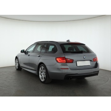 BMW Seria 5  Kombi 2012,  2.0 diesel, automat - Na sprzedaż za 46 999 zł - Piaseczno - zdjęcie 5