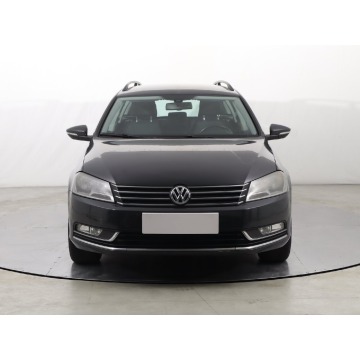 Volkswagen Passat  Kombi 2011,  2.0 diesel - Na sprzedaż za 22 999 zł - Katowice - zdjęcie 2