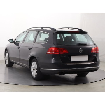 Volkswagen Passat  Kombi 2011,  2.0 diesel - Na sprzedaż za 22 999 zł - Katowice - zdjęcie 5