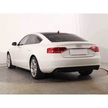 Audi A5  Liftback 2010,  3.0 diesel, automat - Na sprzedaż za 39 499 zł - Katowice - zdjęcie 5