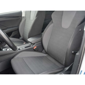 Skoda Octavia  Sedan/Limuzyna 2023,  1.5 benzyna, automat - Na sprzedaż za 82 850 zł - Pępowo - zdjęcie 11