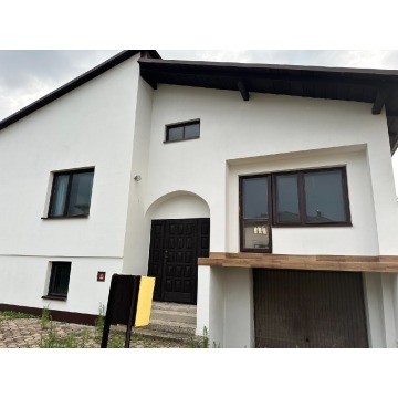 Sprzedam dom Wadowice -  wolnostojący parterowy,  pow.  226 m2,  działka:   830 m2 - zdjęcie 8