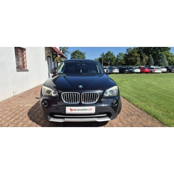 BMW X1  SUV 2010,  2.0 diesel, automat - Na sprzedaż za 32 800 zł - Paproć - zdjęcie 2