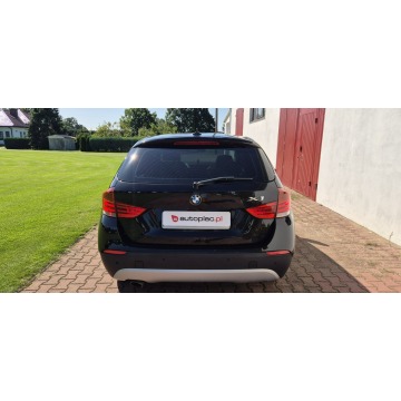 BMW X1  SUV 2010,  2.0 diesel, automat - Na sprzedaż za 32 800 zł - Paproć - zdjęcie 8