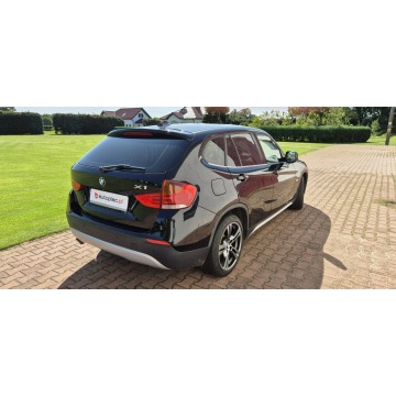 BMW X1  SUV 2010,  2.0 diesel, automat - Na sprzedaż za 32 800 zł - Paproć - zdjęcie 9
