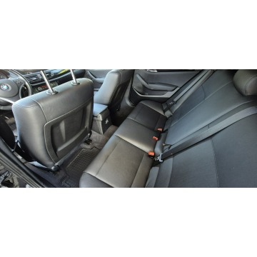 BMW X1  SUV 2010,  2.0 diesel, automat - Na sprzedaż za 32 800 zł - Paproć - zdjęcie 12