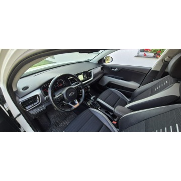 Kia Stonic  Hatchback 2019,  1.4 benzyna, automat - Na sprzedaż za 51 800 zł - Paproć - zdjęcie 11