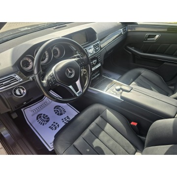 Mercedes - Benz E-klasa  Kombi 2013,  2.1 diesel, automat - Na sprzedaż za 46 900 zł - Kutno - zdjęcie 4