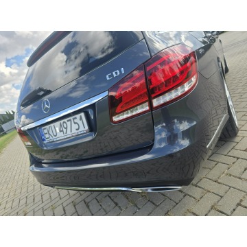 Mercedes - Benz E-klasa  Kombi 2013,  2.1 diesel, automat - Na sprzedaż za 46 900 zł - Kutno - zdjęcie 8