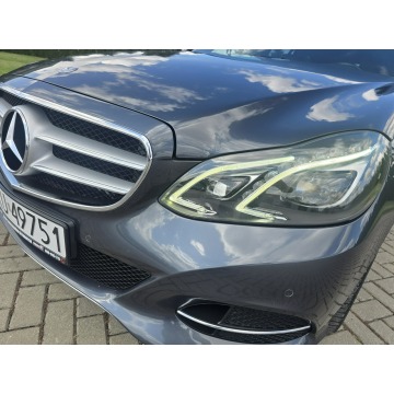 Mercedes - Benz E-klasa  Kombi 2013,  2.1 diesel, automat - Na sprzedaż za 46 900 zł - Kutno - zdjęcie 12