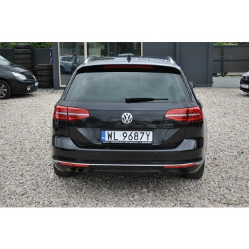 Volkswagen Passat  Kombi 2015,  1.8 benzyna, automat - Na sprzedaż za 49 900 zł - Warszawa - zdjęcie 8