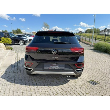 Volkswagen T-Roc  SUV 2022,  1.5 benzyna, automat - Na sprzedaż za 82 900 zł - Sierakowice - zdjęcie 8