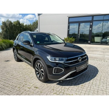 Volkswagen T-Roc  SUV 2022,  1.5 benzyna, automat - Na sprzedaż za 82 900 zł - Sierakowice - zdjęcie 4