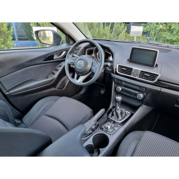 Mazda 3  Sedan/Limuzyna 2015,  1.5 benzyna - Na sprzedaż za 38 800 zł - Warszawa - zdjęcie 7