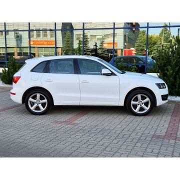 Audi Q5  SUV 2009,  2.0 diesel, automat - Na sprzedaż za 49 000 zł - Warszawa - zdjęcie 9