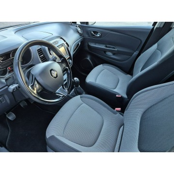 Renault Captur  Hatchback 2015,  0.9 benzyna - Na sprzedaż za 36 500 zł - Warszawa - zdjęcie 9