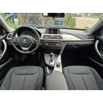 BMW Seria 3  Sedan/Limuzyna 2015,  2.0 diesel, automat - Na sprzedaż za 41 500 zł - Warszawa - zdjęcie 8