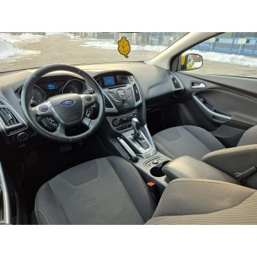 Ford Focus  Hatchback 2012,  1.6 benzyna, automat - Na sprzedaż za 23 100 zł - Warszawa - zdjęcie 2