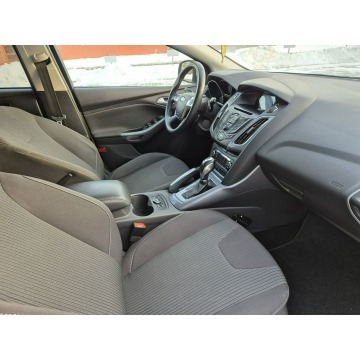 Ford Focus  Hatchback 2012,  1.6 benzyna, automat - Na sprzedaż za 23 100 zł - Warszawa - zdjęcie 6
