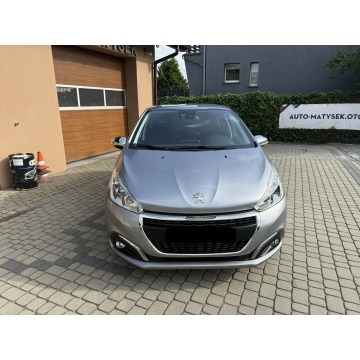 Peugeot 208  Hatchback 2019,  1.2 benzyna, automat - Na sprzedaż za 35 900 zł - Orzech - zdjęcie 2