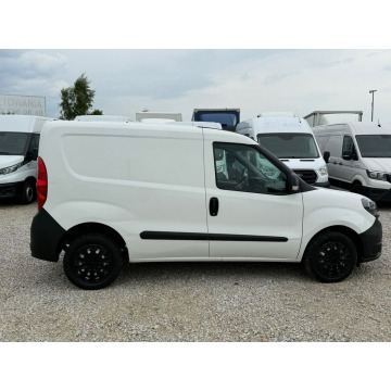 Fiat Doblo 2020,  1.2 diesel - Na sprzedaż za 23 370 zł - Ostrzeszów - zdjęcie 8