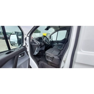 Ford Transit Custom 2017,  2.0 diesel - Na sprzedaż za 37 000 zł - Ostrzeszów - zdjęcie 11