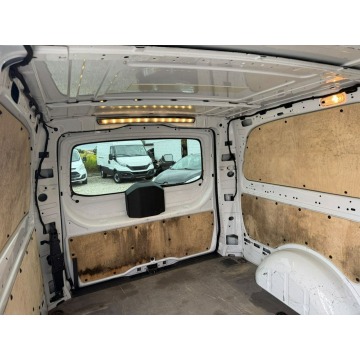 Mercedes - Benz Vito 2017,  2.1 diesel - Na sprzedaż za 46 617 zł - Ostrzeszów - zdjęcie 12