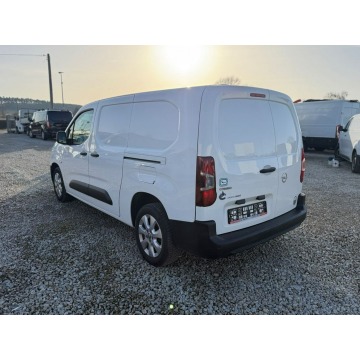 Opel Combo 2019,  1.5 diesel - Na sprzedaż za 38 007 zł - Ostrzeszów - zdjęcie 4