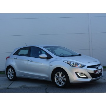 Hyundai i30  Hatchback 2014,  1.4 benzyna - Na sprzedaż za 31 500 zł - Lublin - zdjęcie 7