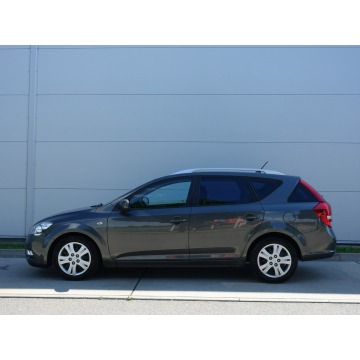 Kia Ceed  Kombi 2010,  1.6 benzyna - Na sprzedaż za 18 900 zł - Lublin - zdjęcie 8