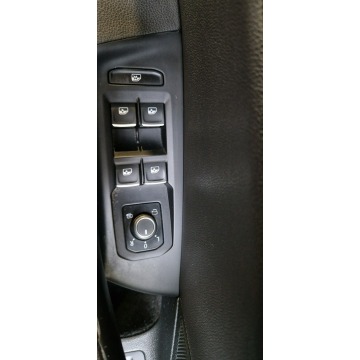 Volkswagen Passat  Kombi 2016,  2.0 diesel, automat - Na sprzedaż za 46 800 zł - Mysłowice - zdjęcie 12