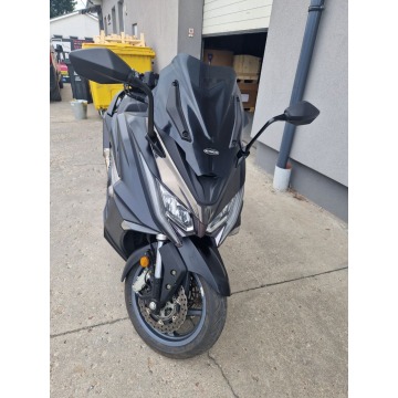 Sprzedam skuter KYMCO AK 550 - Skutery - Toruń - zdjęcie 2