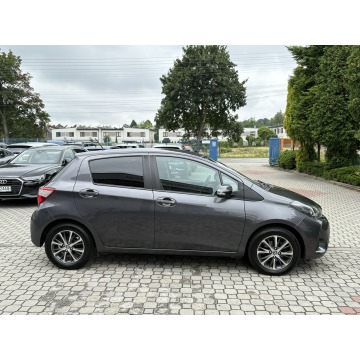 Toyota Yaris  Hatchback 2020,  1.5 benzyna+LPG, automat - Na sprzedaż za 49 900 zł - Tarnowskie Góry - zdjęcie 5