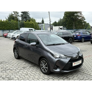 Toyota Yaris  Hatchback 2020,  1.5 benzyna+LPG, automat - Na sprzedaż za 49 900 zł - Tarnowskie Góry - zdjęcie 4