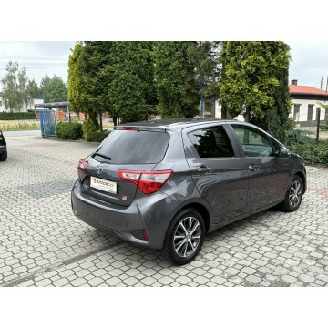 Toyota Yaris  Hatchback 2020,  1.5 benzyna+LPG, automat - Na sprzedaż za 49 900 zł - Tarnowskie Góry - zdjęcie 6