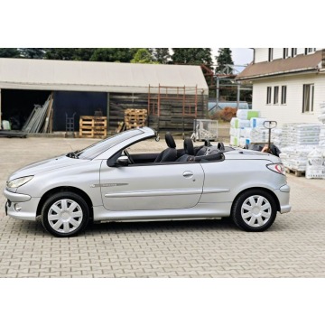 Peugeot 206 CC  Kabriolet 2004,  1.6 benzyna - Na sprzedaż za 4 800,00 zł - Nowy Sącz - zdjęcie 6