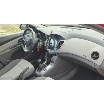 Chevrolet Cruze  Kombi 2010,  1.8 benzyna - Na sprzedaż za 24 900 zł - Przyszowice - zdjęcie 6